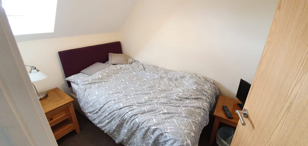 WB Lettings 2 Buttercross Walk Thatcham 2 bed 1 bath town centre (8)